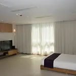 Largos Residences