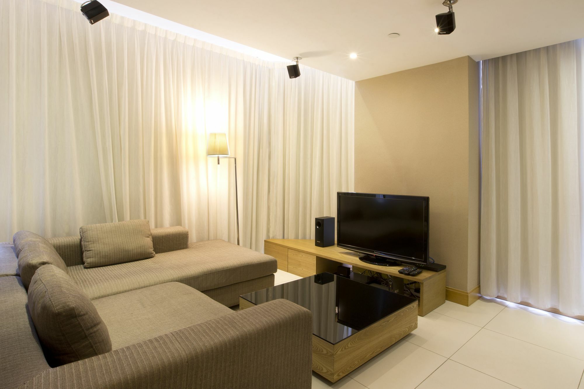 Largos Residences